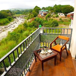 Aachman River And Valley View Resort Dharamshala - A Riverside Resort With Balcony View